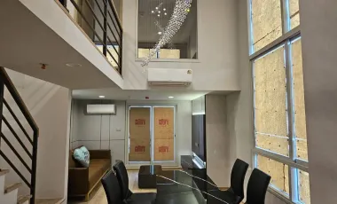 Wohnung zur Miete mit 2 Zimmer in Bang Rak, Bangkok