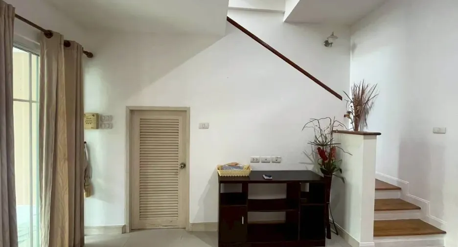 For rent 3 bedrooms house in Prawet, Bangkok