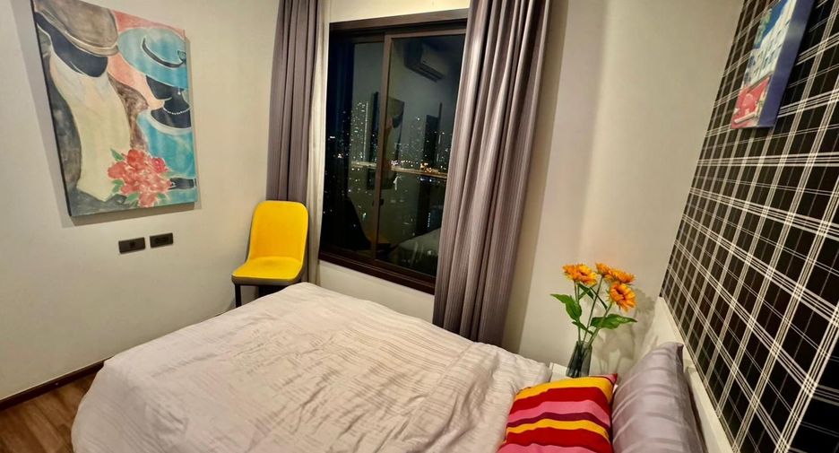 For rent 2 bedrooms condo in Khlong Toei, Bangkok