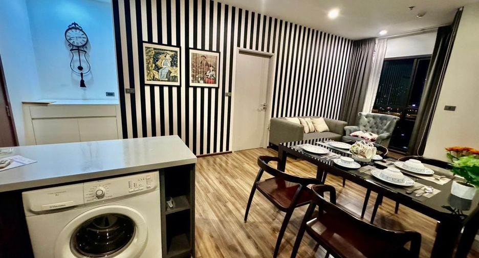 For rent 2 bedrooms condo in Khlong Toei, Bangkok