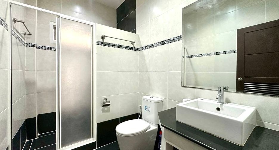 For rent 3 bedrooms house in Bang Lamung, Chonburi