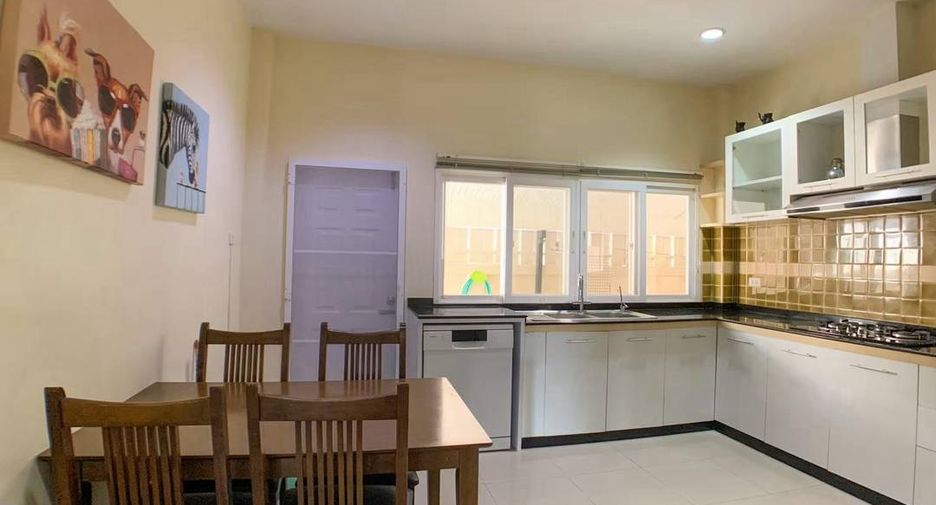 出租 3 卧室 独立屋 在 Bang Lamung, Chon Buri