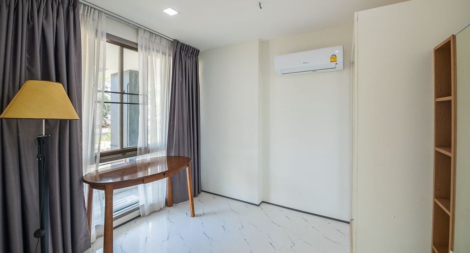 For sale 3 bedrooms condo in South Pattaya, Pattaya