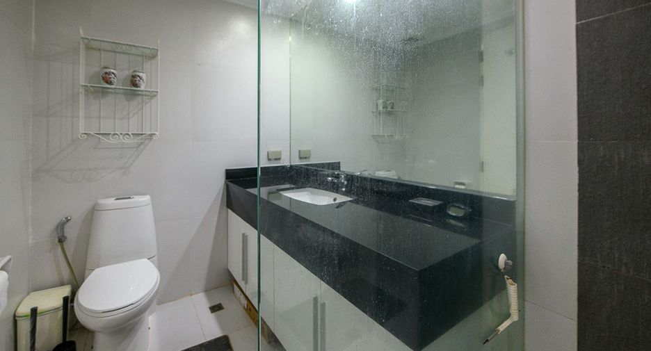 For sale 3 bedrooms condo in South Pattaya, Pattaya