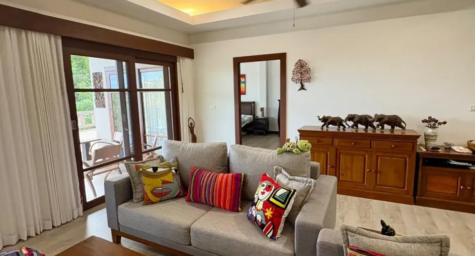 For sale 4 bedrooms house in Ko Samui, Surat Thani