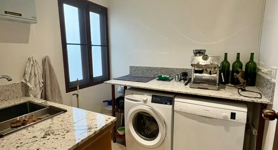 For sale 4 bedrooms house in Ko Samui, Surat Thani