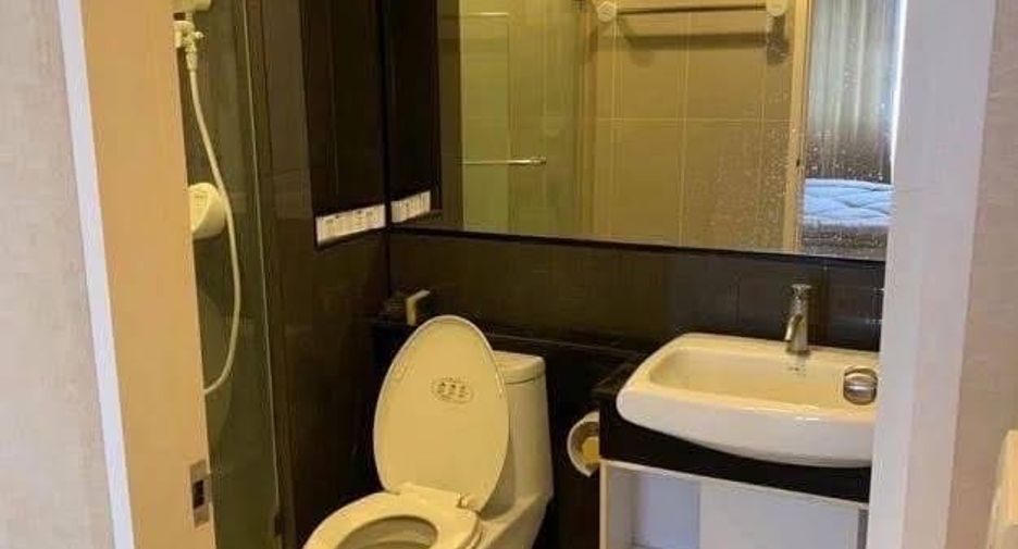 For rent 1 bed condo in Thon Buri, Bangkok