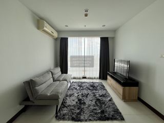 For rent 2 bedrooms condo in Yan Nawa, Bangkok