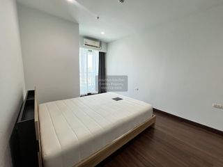 For rent 2 bedrooms condo in Yan Nawa, Bangkok