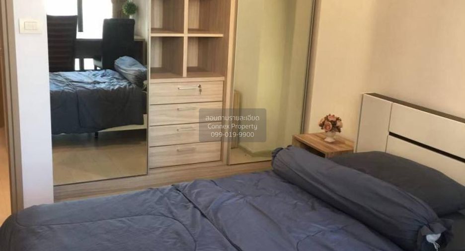 For rent 2 bedrooms condo in Pathum Wan, Bangkok