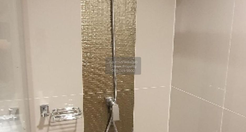 For rent 2 bedrooms condo in Phra Khanong, Bangkok