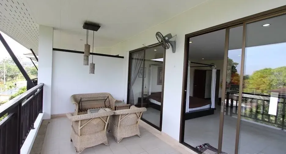 出售 和 出租 3 卧室 公寓 在 Sattahip, Chon Buri