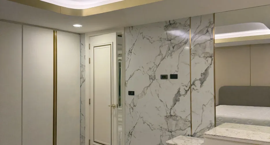 For rent 3 bedrooms condo in Khlong Toei, Bangkok