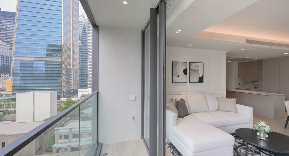For rent 2 bedrooms condo in Pathum Wan, Bangkok