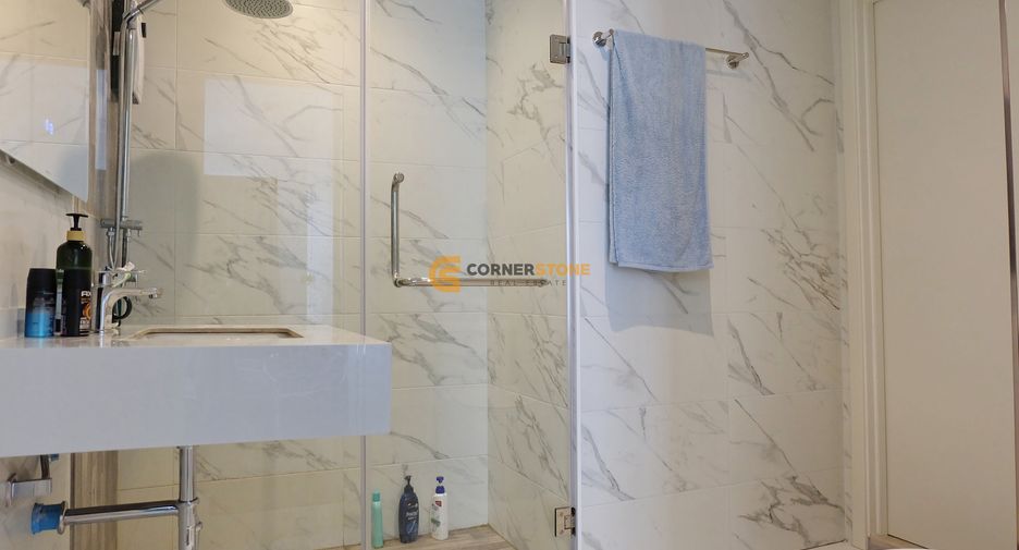 À louer et à vendre 1 chambre condo à Bang Lamung, Chonburi