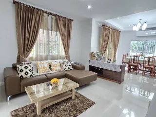 出租 3 卧室 独立屋 在 Mueang Khon Kaen, Khon Kaen