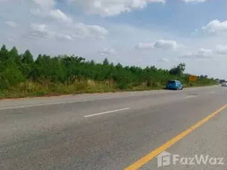 Terreno en venta en Phanat Nikhom, Chonburi