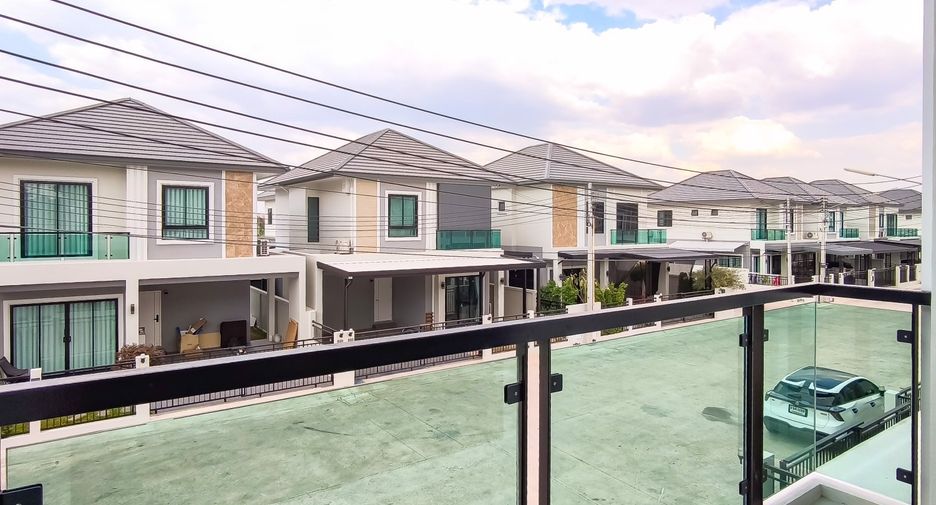 À vendre 3 chambres maison à Bang Lamung, Chonburi
