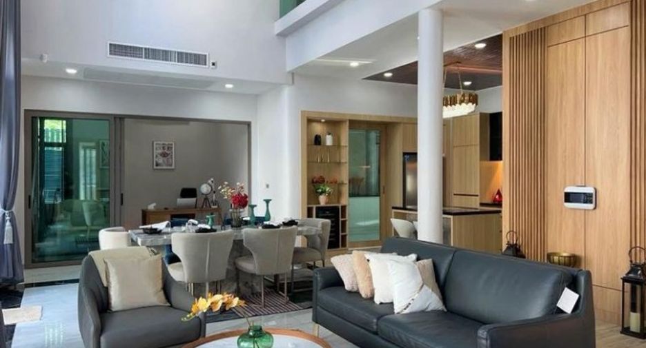 Haus zum Kauf mit 5 Zimmer in East Pattaya, Pattaya
