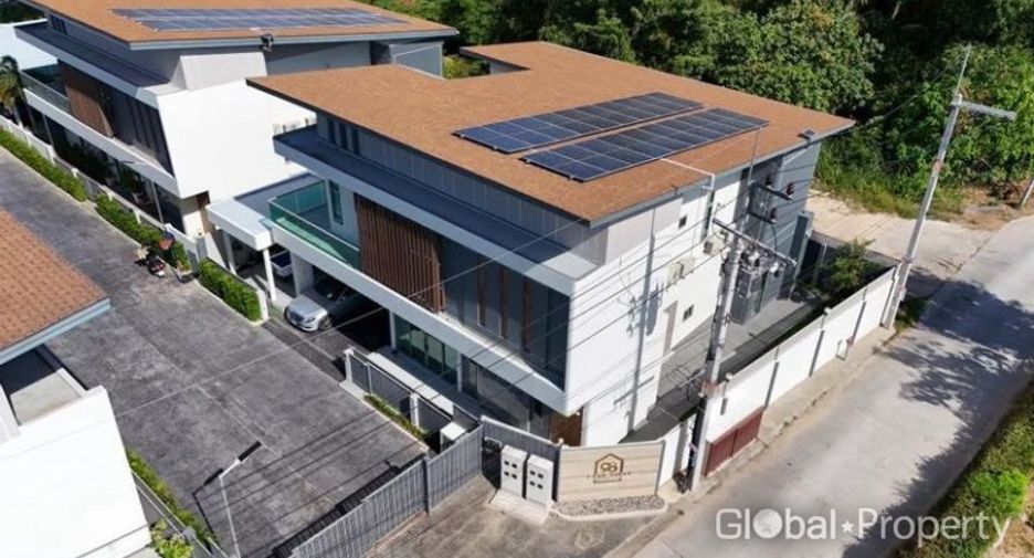 Haus zum Kauf mit 5 Zimmer in East Pattaya, Pattaya