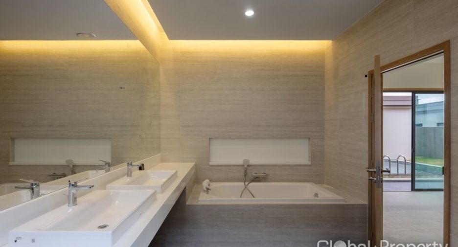 À vendre 3 chambres maison à Huay Yai, Pattaya