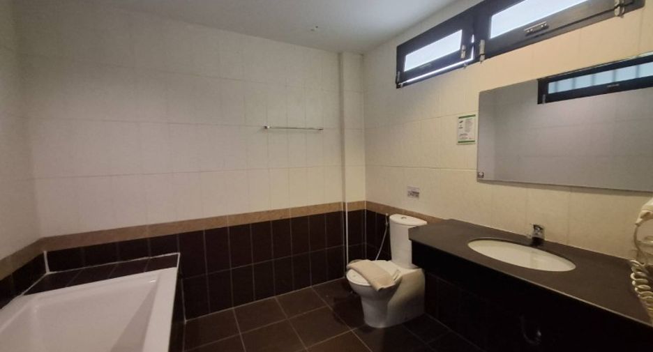 For sale studio condo in Bang Lamung, Chonburi