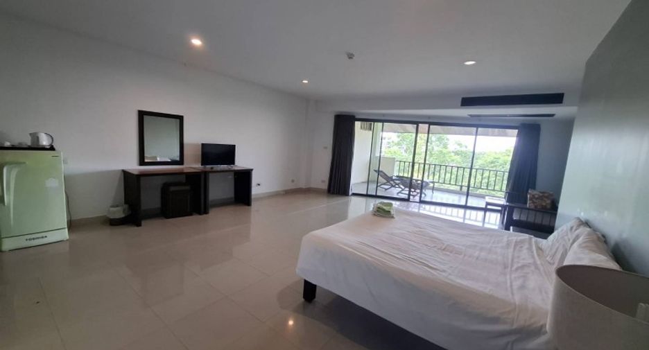 For sale studio condo in Bang Lamung, Chonburi