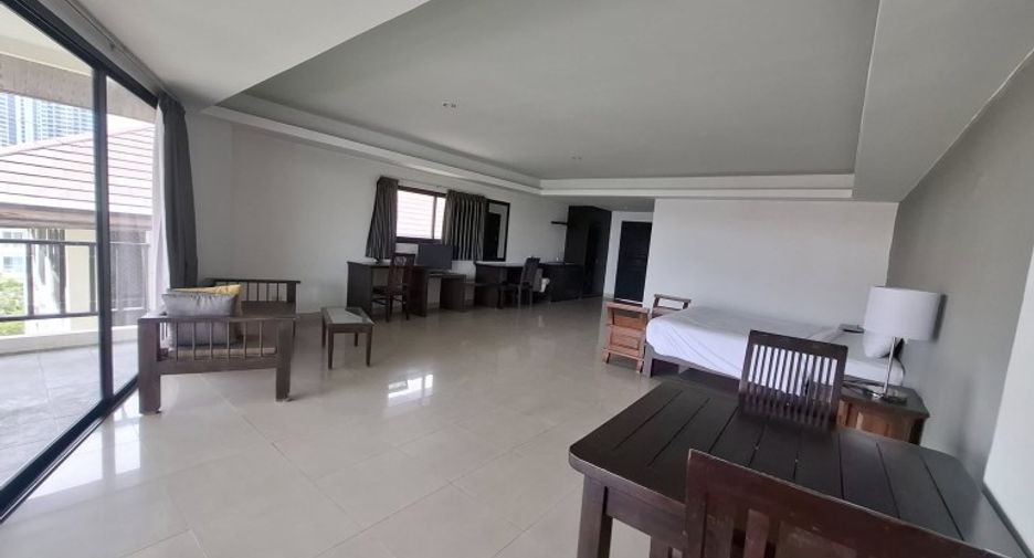 For sale studio condo in Bang Lamung, Chonburi