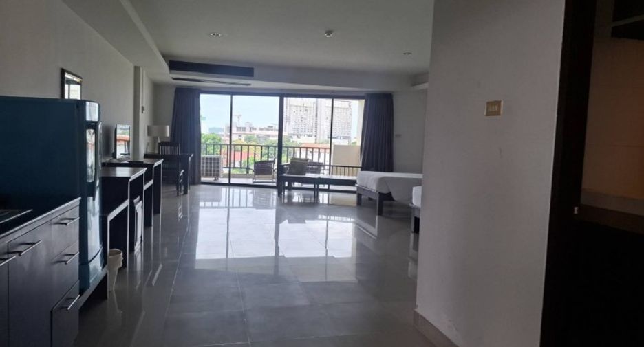 For sale studio condo in Bang Lamung, Chonburi