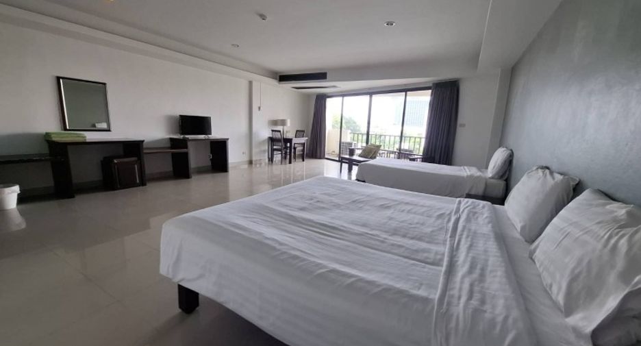 For sale studio condo in Bang Lamung, Chonburi