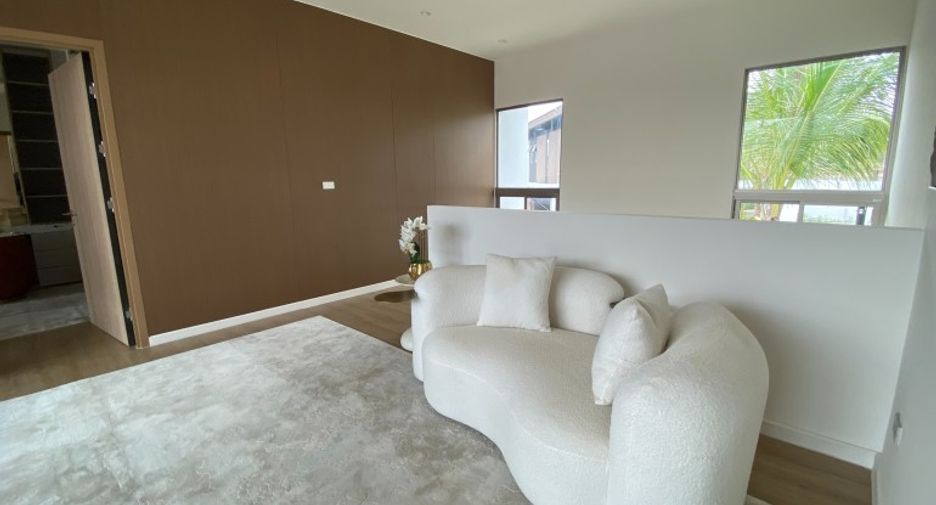 For sale 5 bedrooms house in Bang Lamung, Chonburi