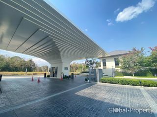 For sale 5 bedrooms house in Bang Lamung, Chonburi