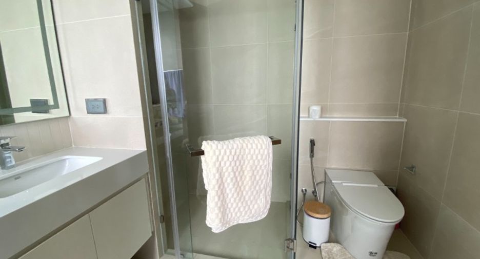 For sale 5 bedrooms house in Bang Lamung, Chonburi