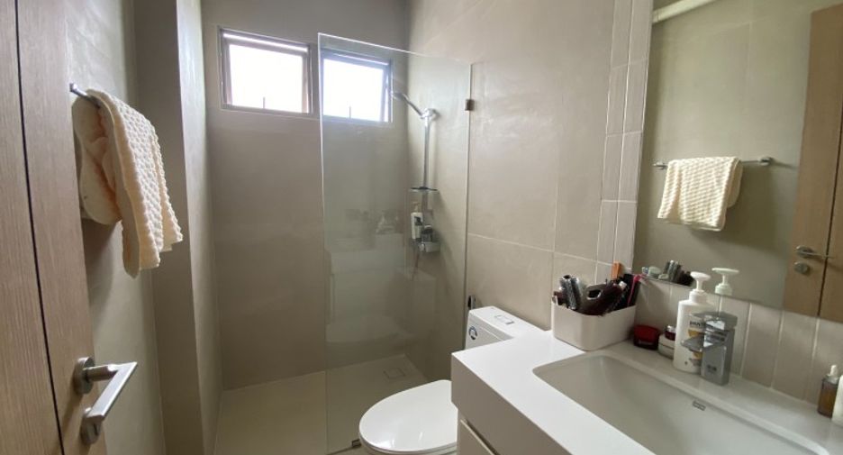 For sale 5 bedrooms house in Bang Lamung, Chonburi