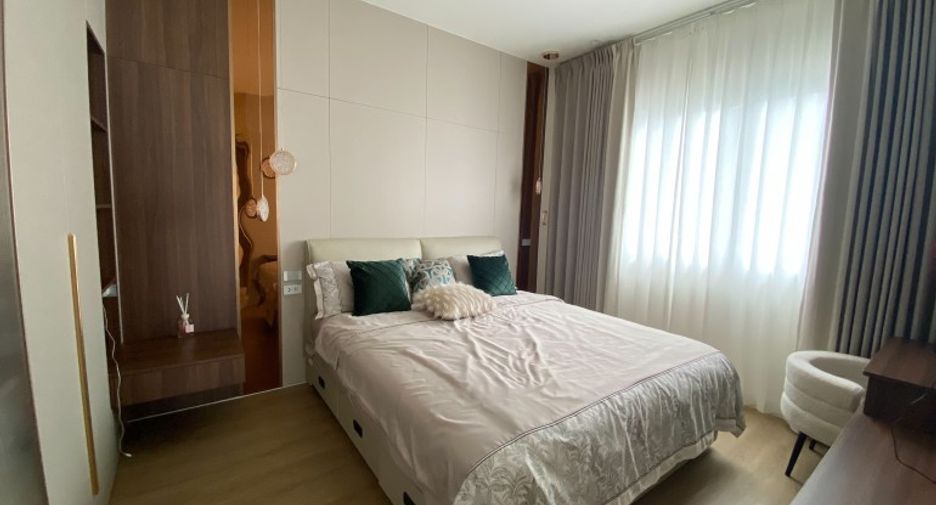 For sale 5 bedrooms house in Bang Lamung, Chonburi