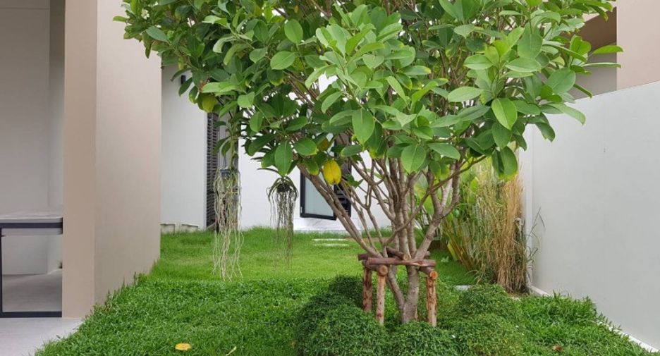 For sale 5 bedrooms house in Bang Lamung, Chonburi