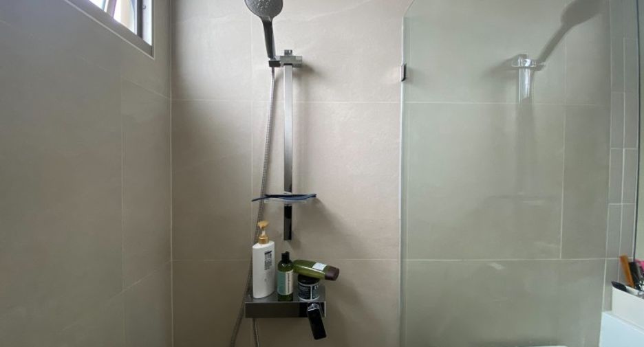 For sale 5 bedrooms house in Bang Lamung, Chonburi
