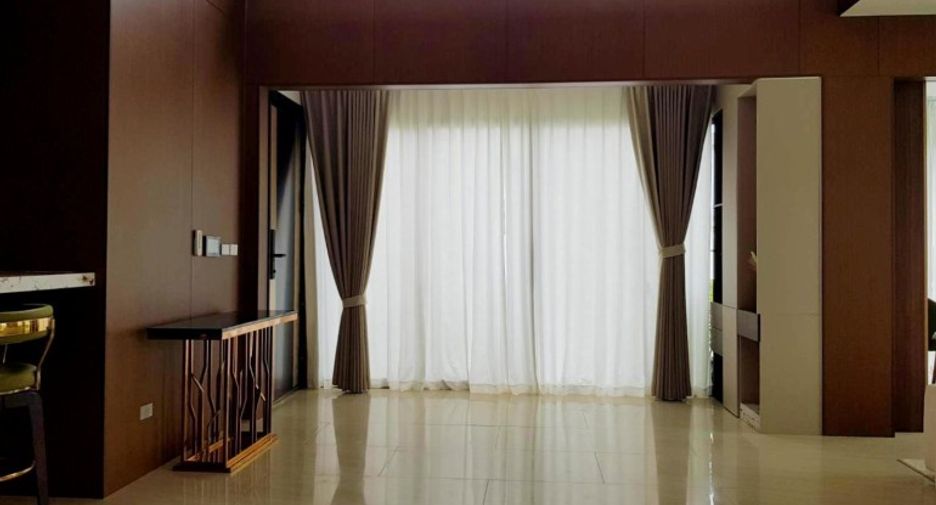For sale 5 bedrooms house in Bang Lamung, Chonburi