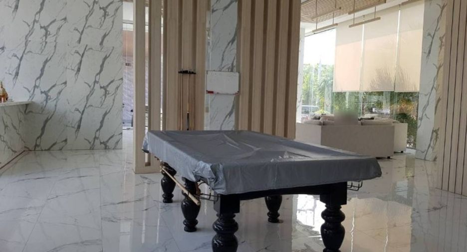 For sale 4 bedrooms house in East Pattaya, Pattaya