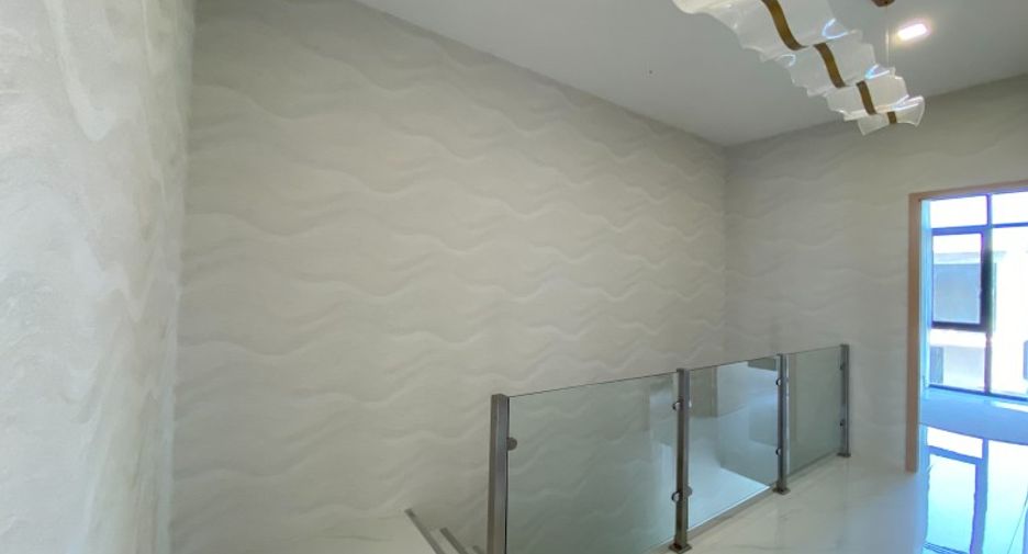 For sale 4 bedrooms house in East Pattaya, Pattaya