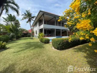 For sale 5 bedrooms villa in Hua Hin, Prachuap Khiri Khan