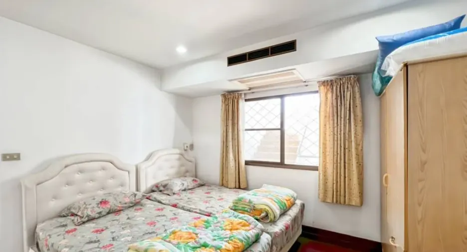 For sale 2 bedrooms condo in Cha Am, Phetchaburi