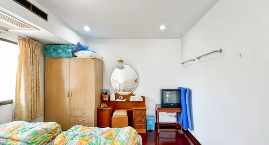 For sale 2 bedrooms condo in Cha Am, Phetchaburi
