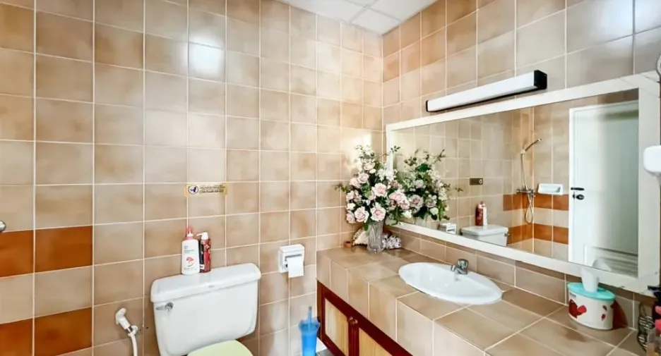 For sale 2 bedrooms condo in Cha Am, Phetchaburi