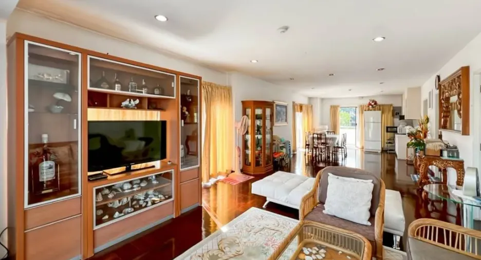 For sale 2 bedrooms condo in Cha Am, Phetchaburi