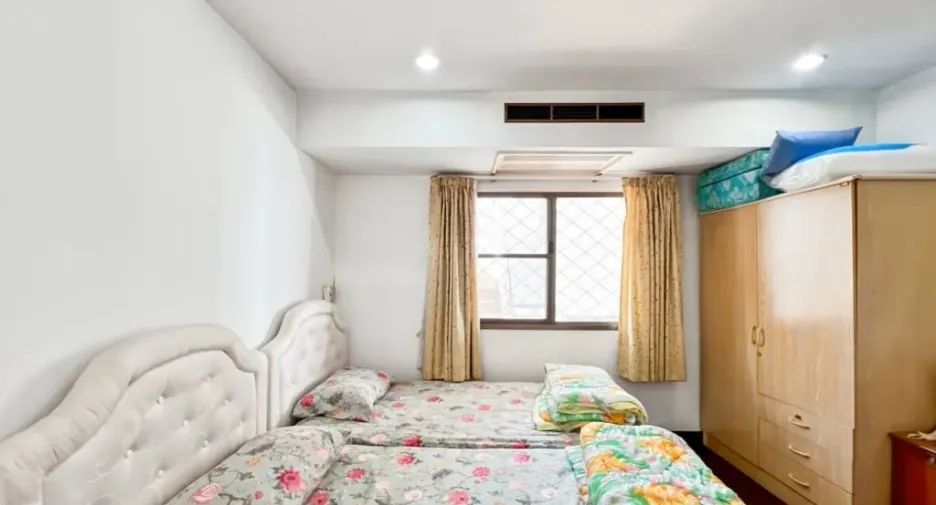 For sale 2 bedrooms condo in Cha Am, Phetchaburi