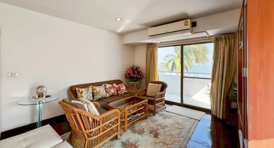 For sale 2 bedrooms condo in Cha Am, Phetchaburi