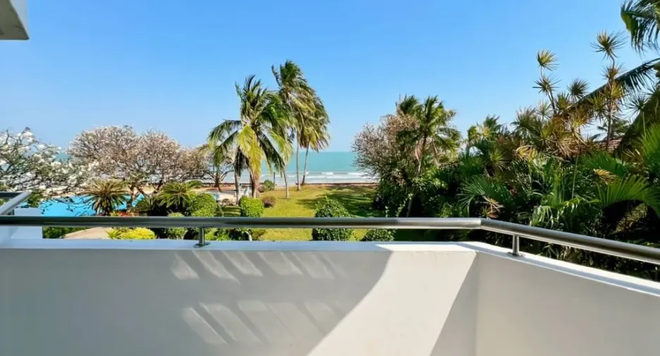 For sale 2 bedrooms condo in Cha Am, Phetchaburi