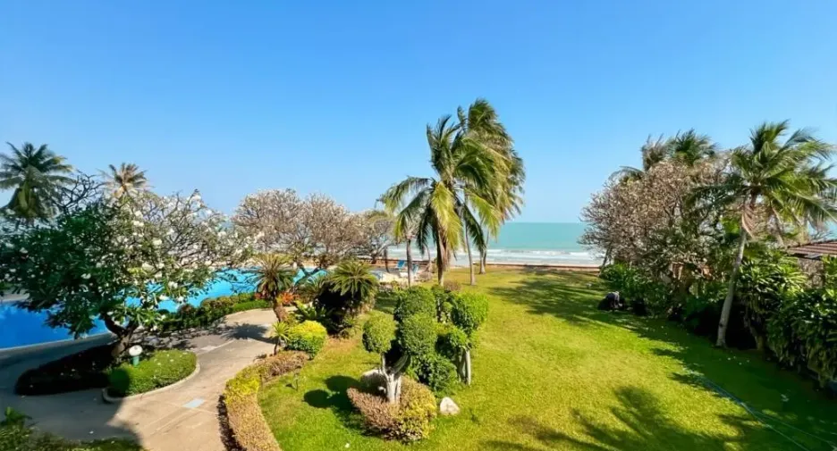 For sale 2 bedrooms condo in Cha Am, Phetchaburi