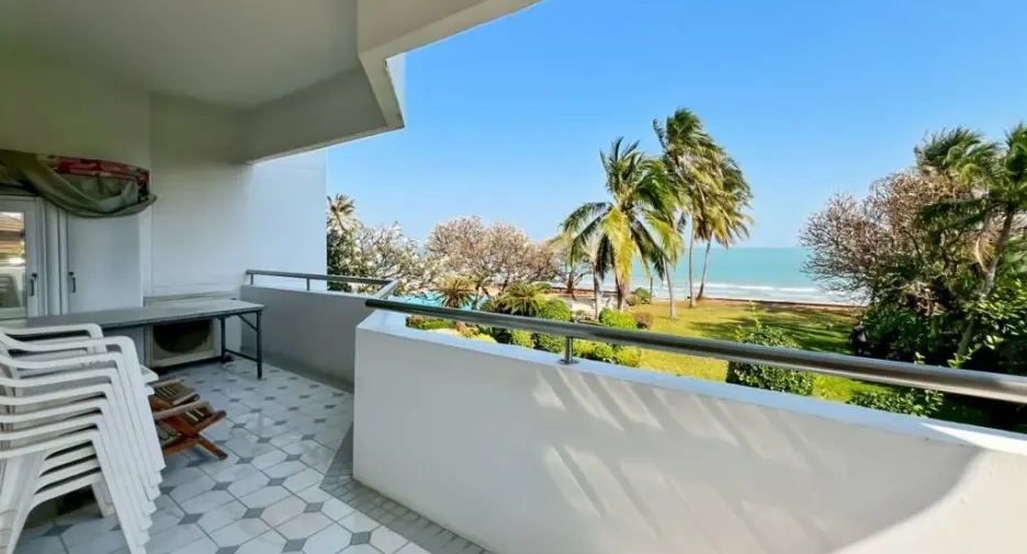 For sale 2 bedrooms condo in Cha Am, Phetchaburi